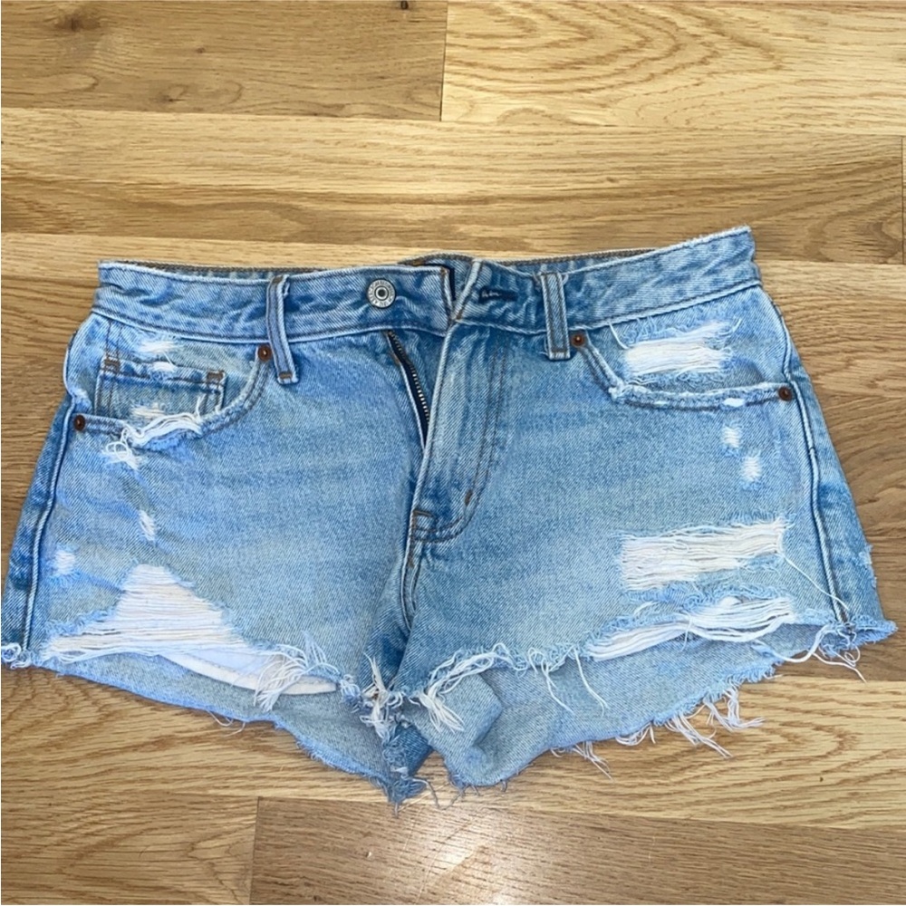 Abercrombie Low Rise Shorts size 27